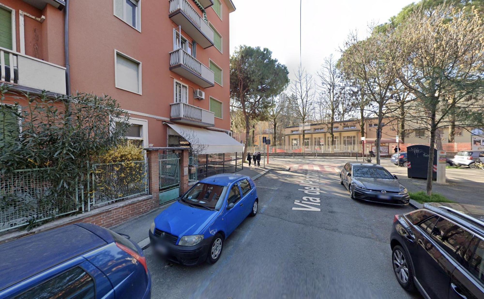 Spacious Three-Room Apartment In Saragozza Bolonia Exterior foto